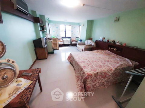 1-BR Condo at Royal Beach Condotel close to Pattaya (ID 1002266)
