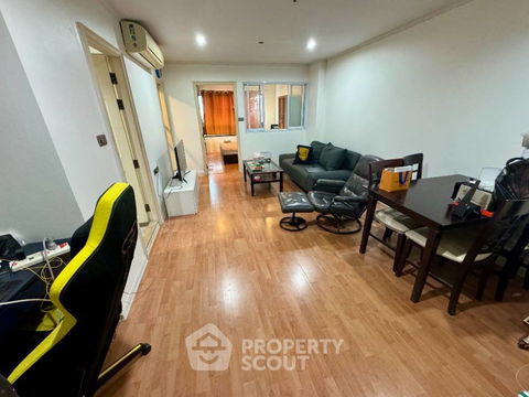 1-BR Condo at Lumpini Ville Phahol-Suthisarn near BTS Saphan Khwai (ID 1414564)
