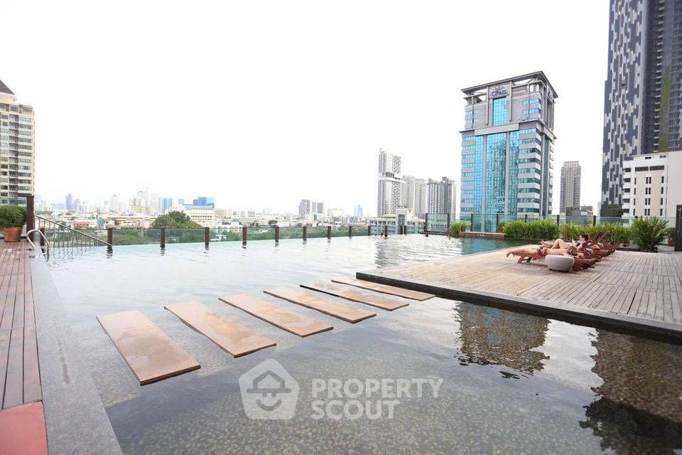 รูป คอนโด 2-ห้องนอน ที่ เออร์บานา สาทร คอนโดมิเนียม ใกล้ BTS ศาลาแดง (ID 1309677) - รูปที่ 22/33