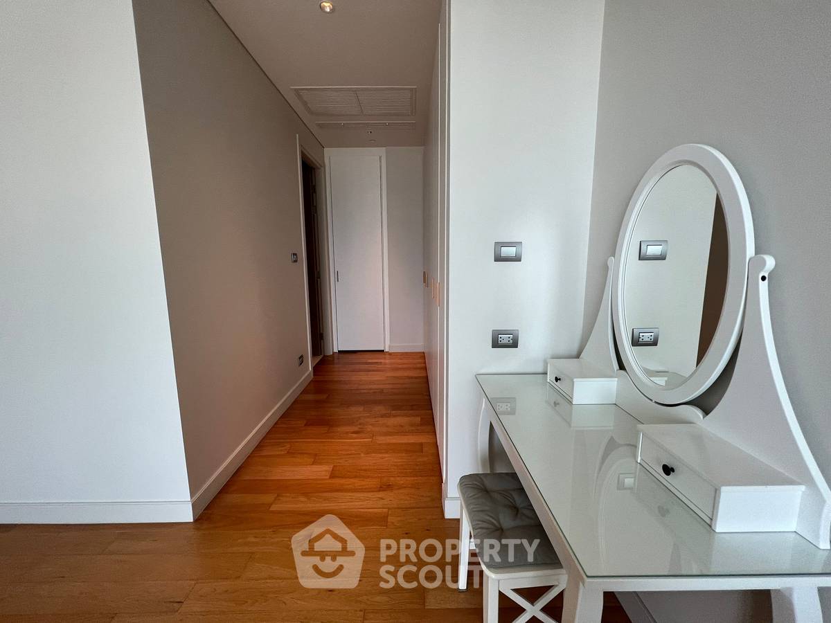 picture 1-BR Condo at Sindhorn Residence near BTS Ratchadamri (ID 2067640) - 9/10