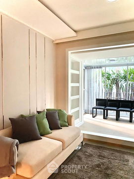 2-BR Condo at Vtara 36 near BTS Thong Lor (ID 513034)