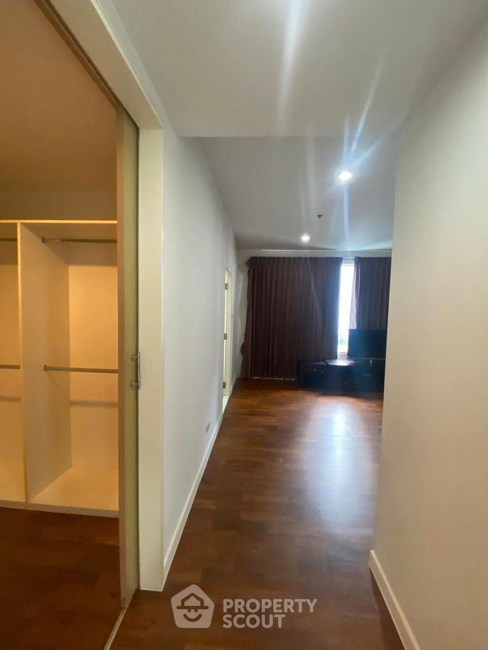 picture 3-BR Condo at Baan Siri 24 near BTS Phrom Phong (ID 884130) - 8/17