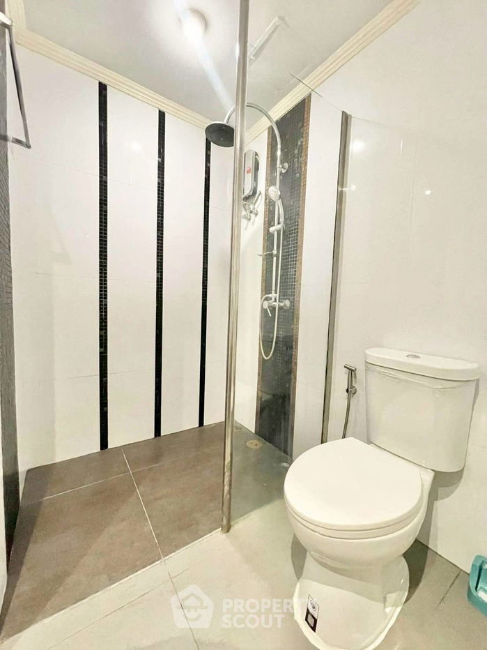 picture 1-BR Condo at Amazon Residence Pattaya Condominiums close to Pattaya (ID 2094354) - 6/16