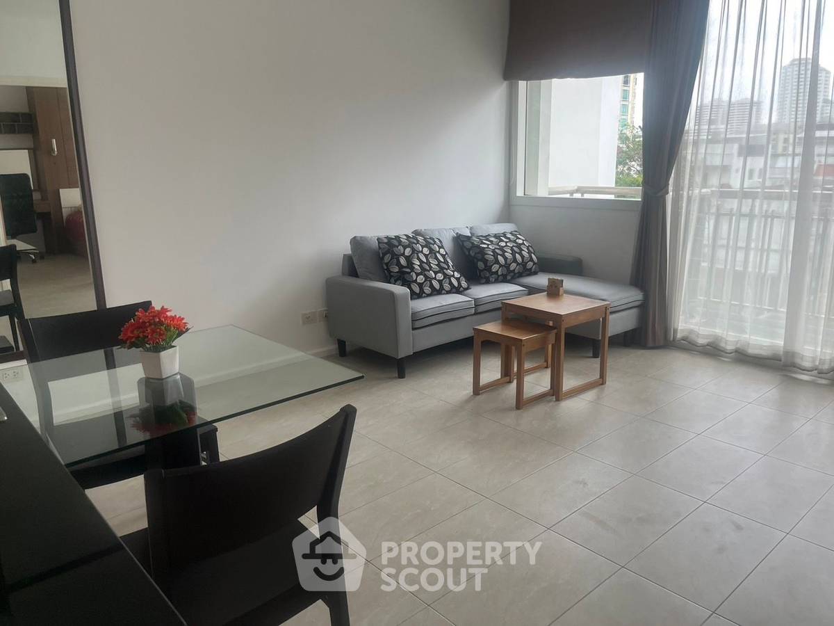รูป คอนโด 1-ห้องนอน ที่ วินด์ สุขุมวิท 23 ใกล้ BTS อโศก (ID 2053927) - รูปที่ 1/13