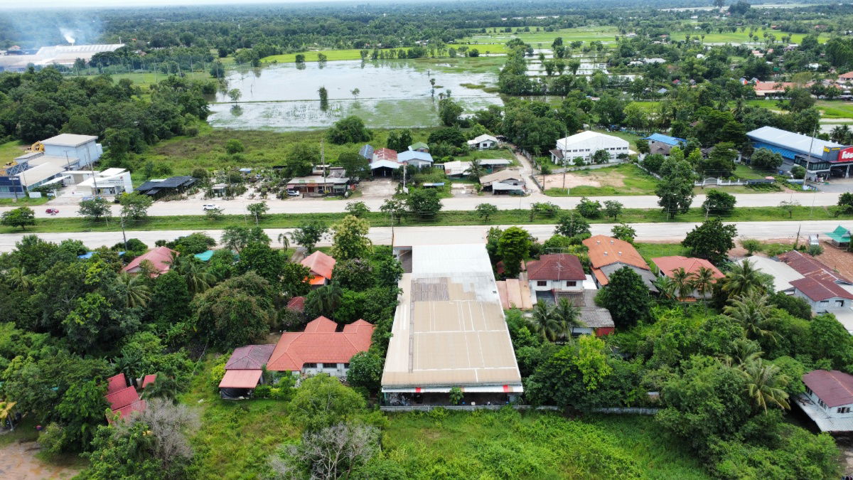 รูป ขายบ้านพร้อมที่ดินและโครงหลังคาขนาดใหญ่ เหมาะสำหรับทำธุรกิจหรืออยู่อาศัย (รหัส BSS-138) - รูปที่ 10/14