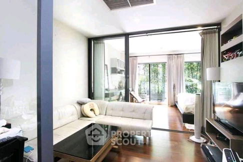คอนโด 1-ห้องนอน ที่ โนเบิล รีมิกซ์ ใกล้ BTS ทองหล่อ (ID 1577411)