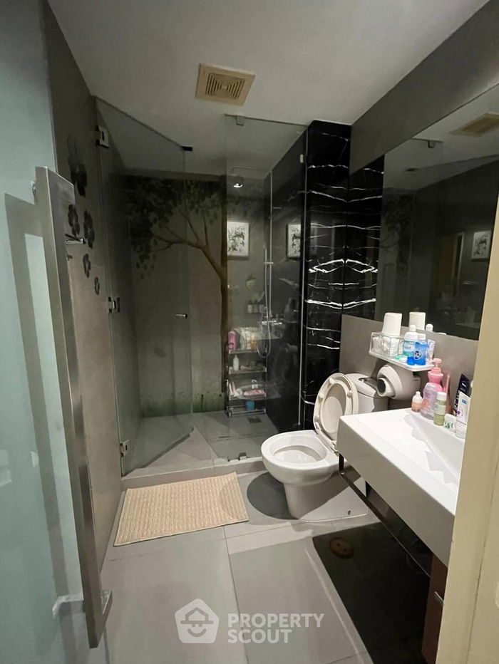 picture 1-BR Condo at Grene Chaengwattana in Khlong Kluea (ID 1584499) - 8/10