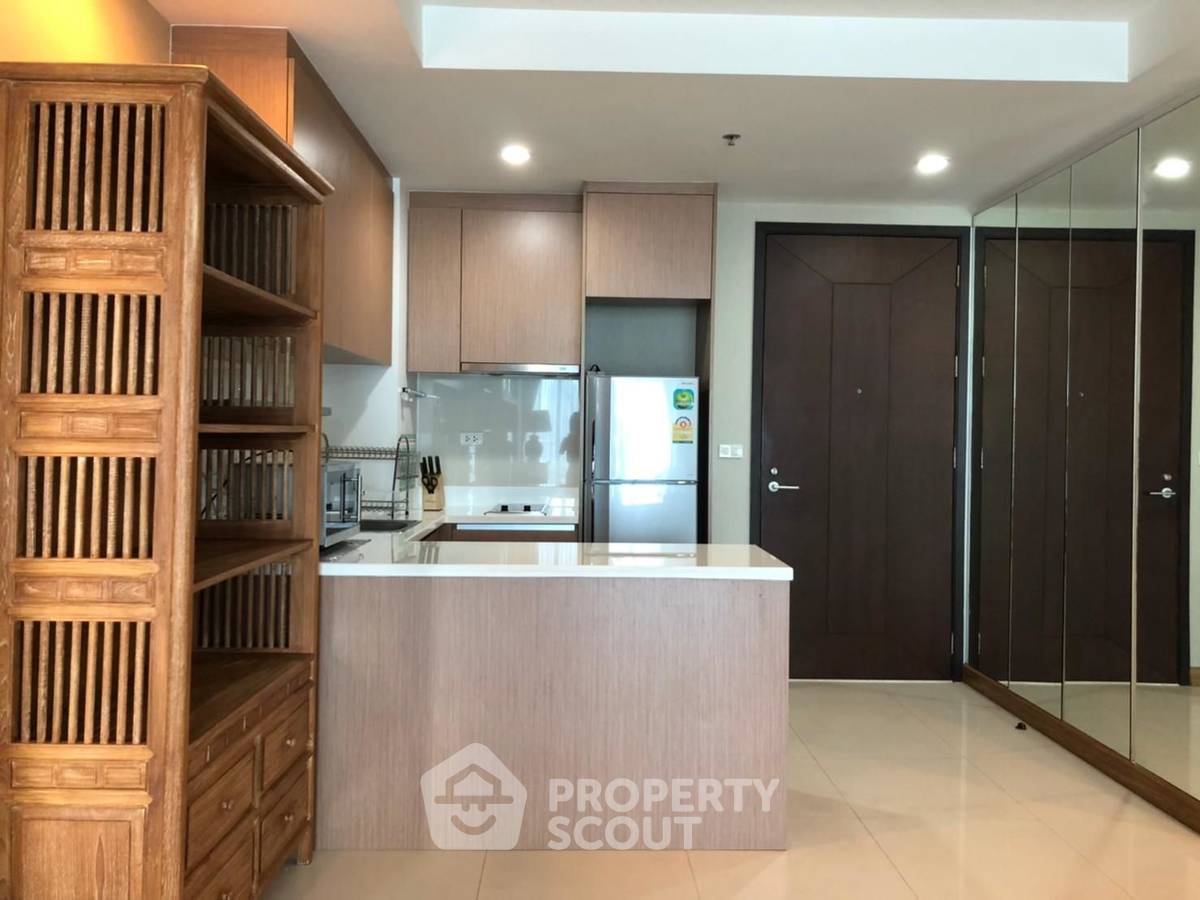 picture 1-BR Condo at The Rajdamri near BTS Ratchadamri (ID 2088978) - 3/13