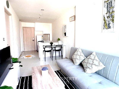 Condos for sale : 1-BR Condo, Rhythm Sukhumvit 42, High-Floor 18th, 200m to BTS Ekkamai (ID 1491174)
