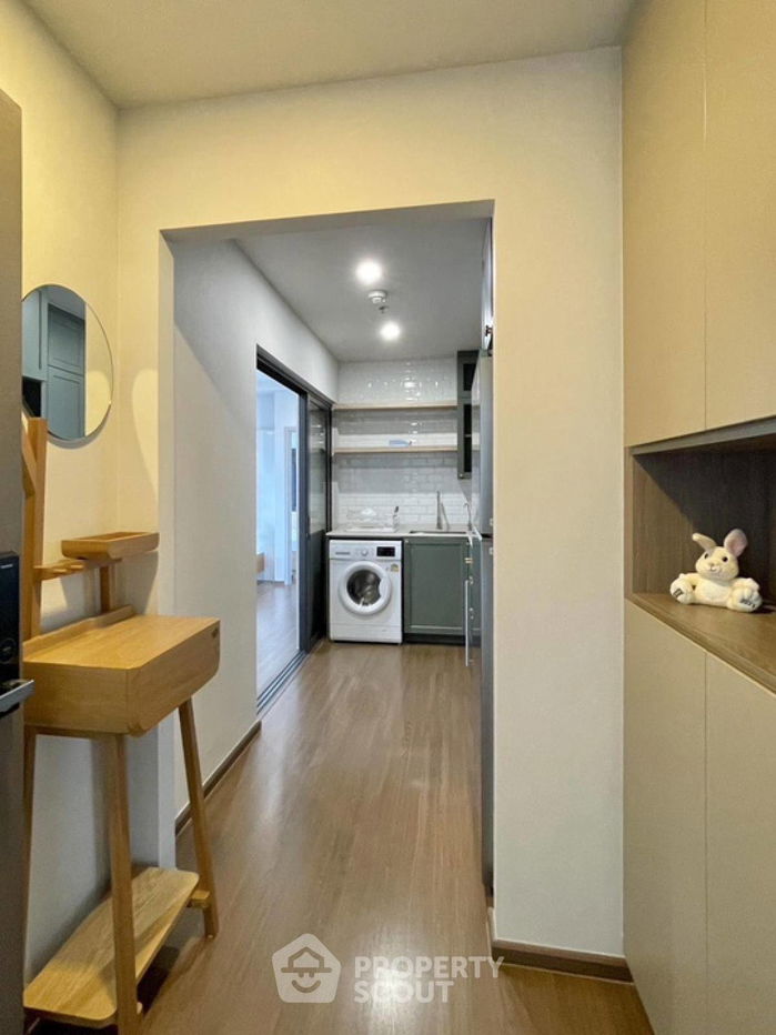 picture 2-BR Condo at Ideo Phaholyothin Chatuchak near BTS Saphan Khwai (ID 2041166) - 9/12