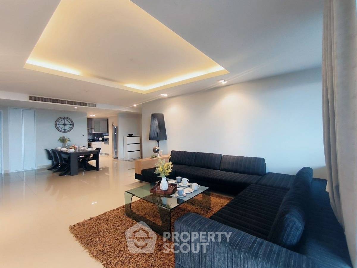 รูป คอนโด 2-ห้องนอน ที่ ลา รอยัล ใกล้ เมืองพัทยา (ID 2132427) - รูปที่ 4/13