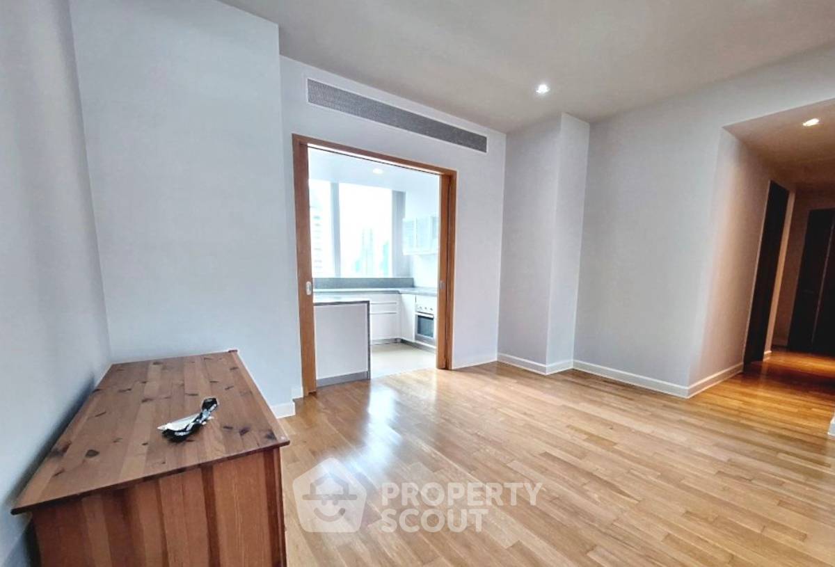 picture 3-BR Condo at Millennium Residence @ Sukhumvit Condominium near BTS Phrom Phong (ID 2030569) - 7/10