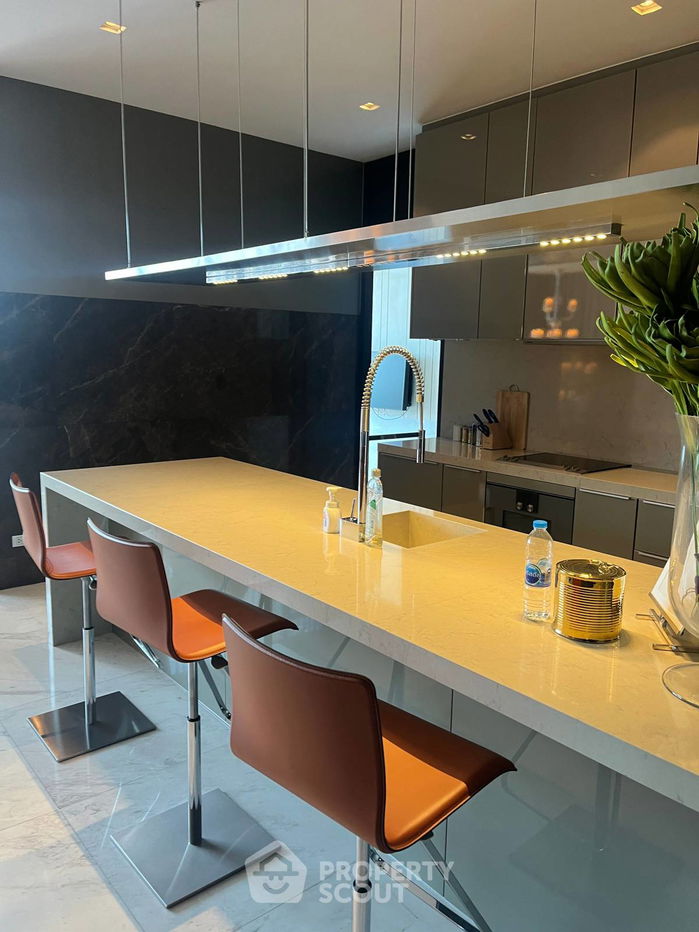 picture 3-BR Condo at Hyde Sukhumvit 13 Condominium near BTS Nana (ID 1479772) - 34/37