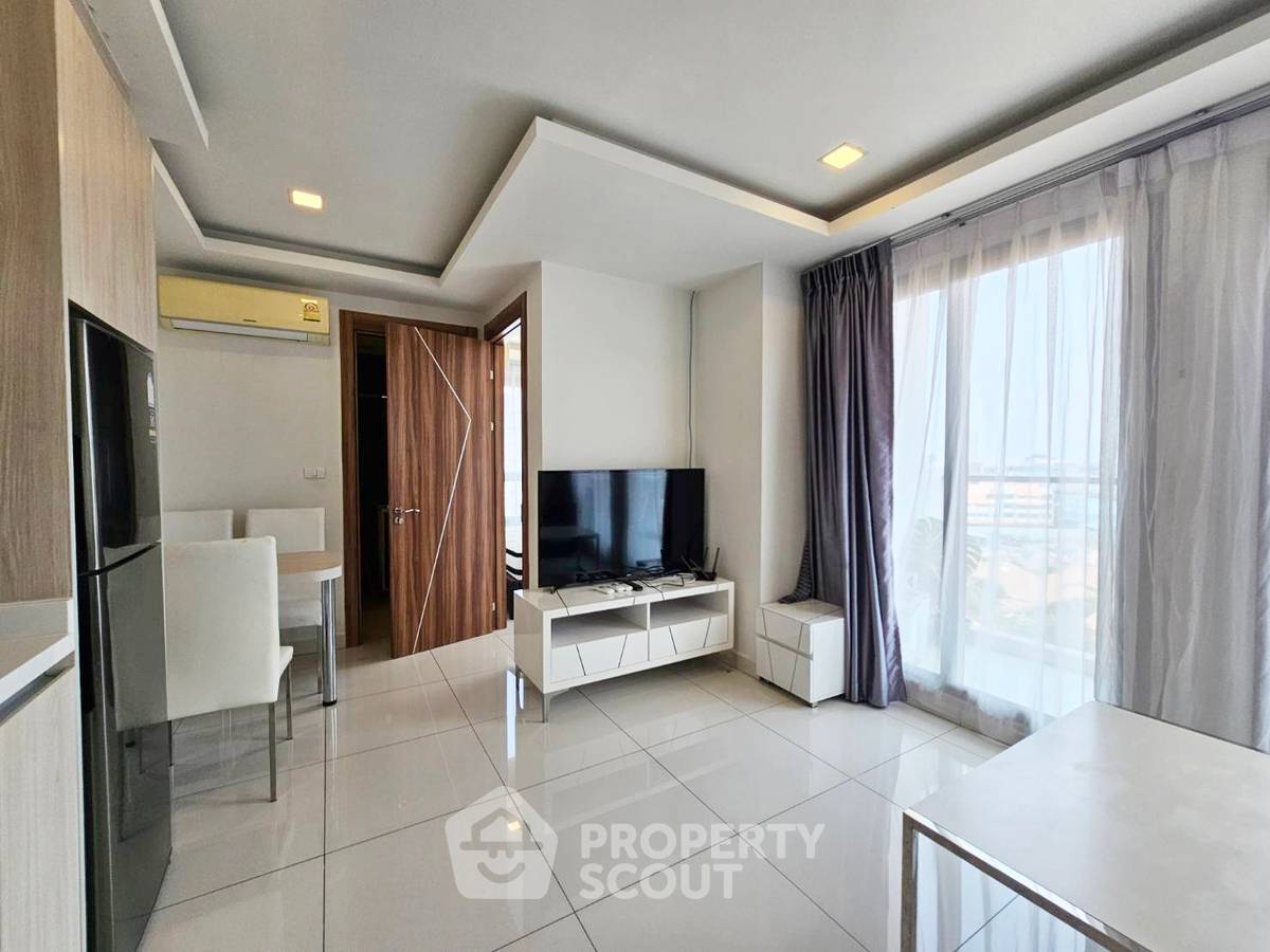 picture 2-BR Condo at Arcadia Beach Resort Pattaya close to Pattaya South (ID 2137255) - 8/11
