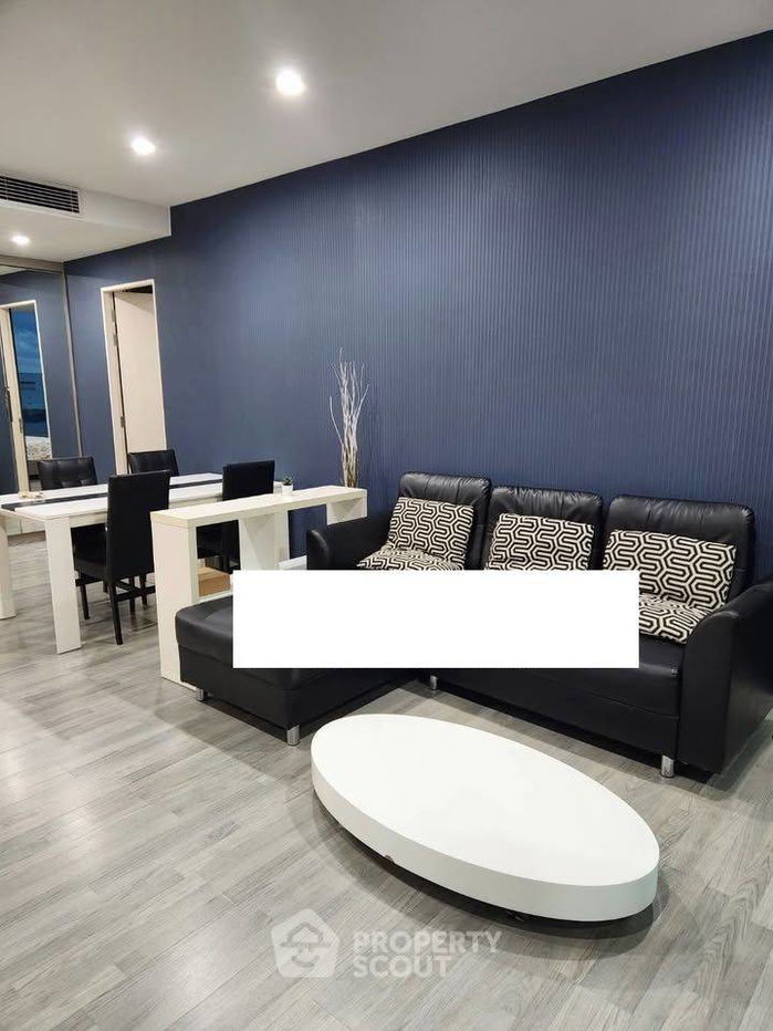 picture 2-BR Condo at The Room Bts Wongwianyai near BTS Wongwian Yai (ID 2189885) - 10/10