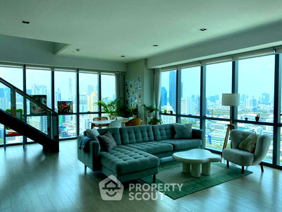 Condos for sale Asoke Road : 2-BR Condo at The Room Sukhumvit 21 near MRT Sukhumvit (ID 882876)