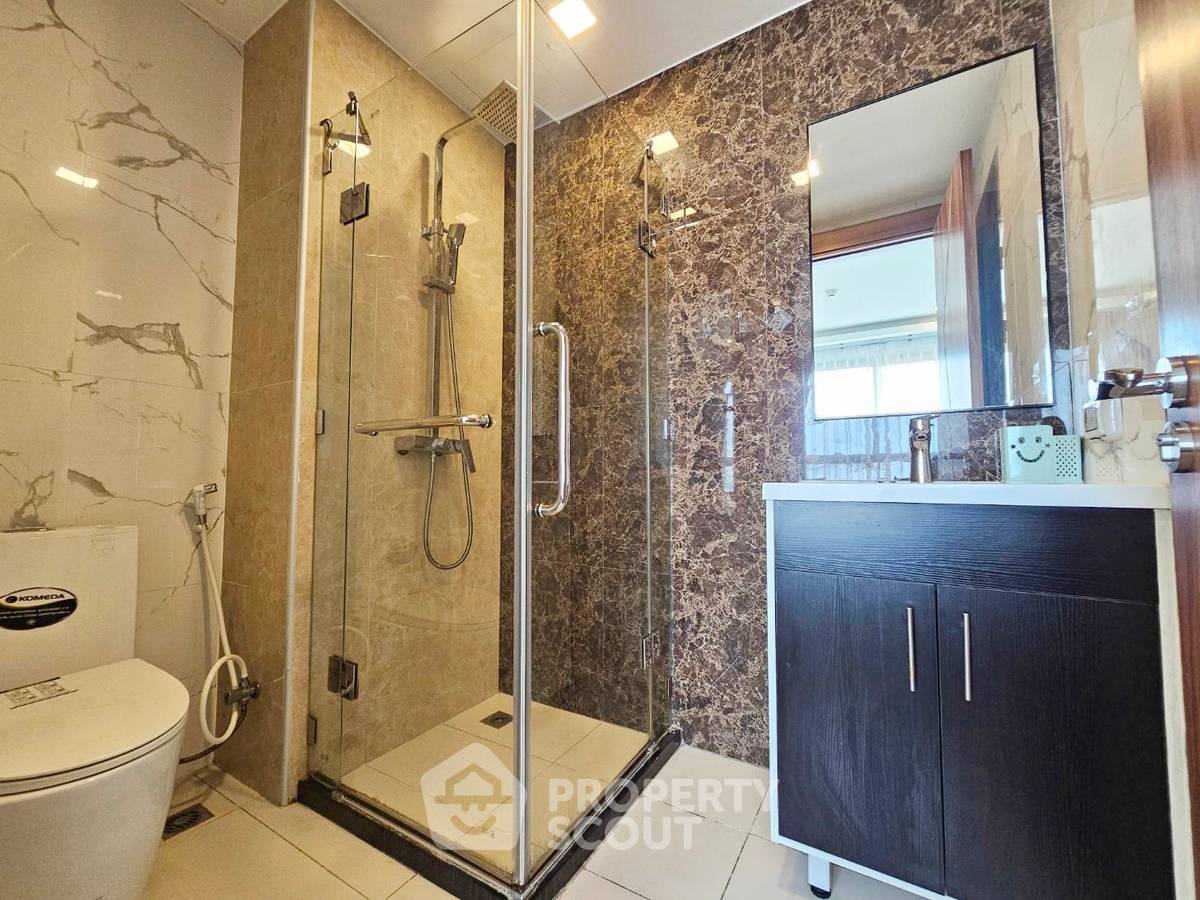 picture 2-BR Condo at Arcadia Beach Resort Pattaya close to Pattaya South (ID 2137255) - 3/11