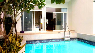 Condos for sale Stamford International University Hua Hin : 1-BR Condo at Boat House Hua Hin close to The Venezia (ID 1069312)