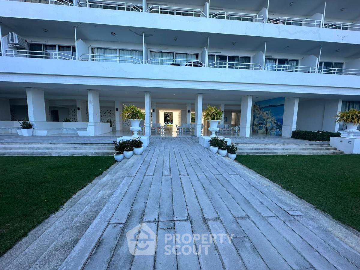picture 3-BR Condo at Santorini (Huahin Cliff View) close to Eureka Beach Cafe Hua-Hin (ID 1515816) - 19/29