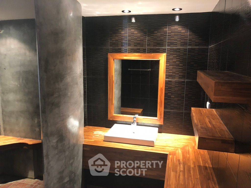 picture 2-BR Condo at Patong Harbor View in Pa Tong (ID 1285586) - 9/11