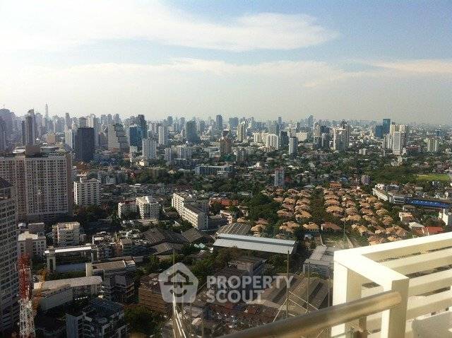 picture 2-BR Condo at Sky Walk Residences near BTS Phra Khanong (ID 564961) - 2/9