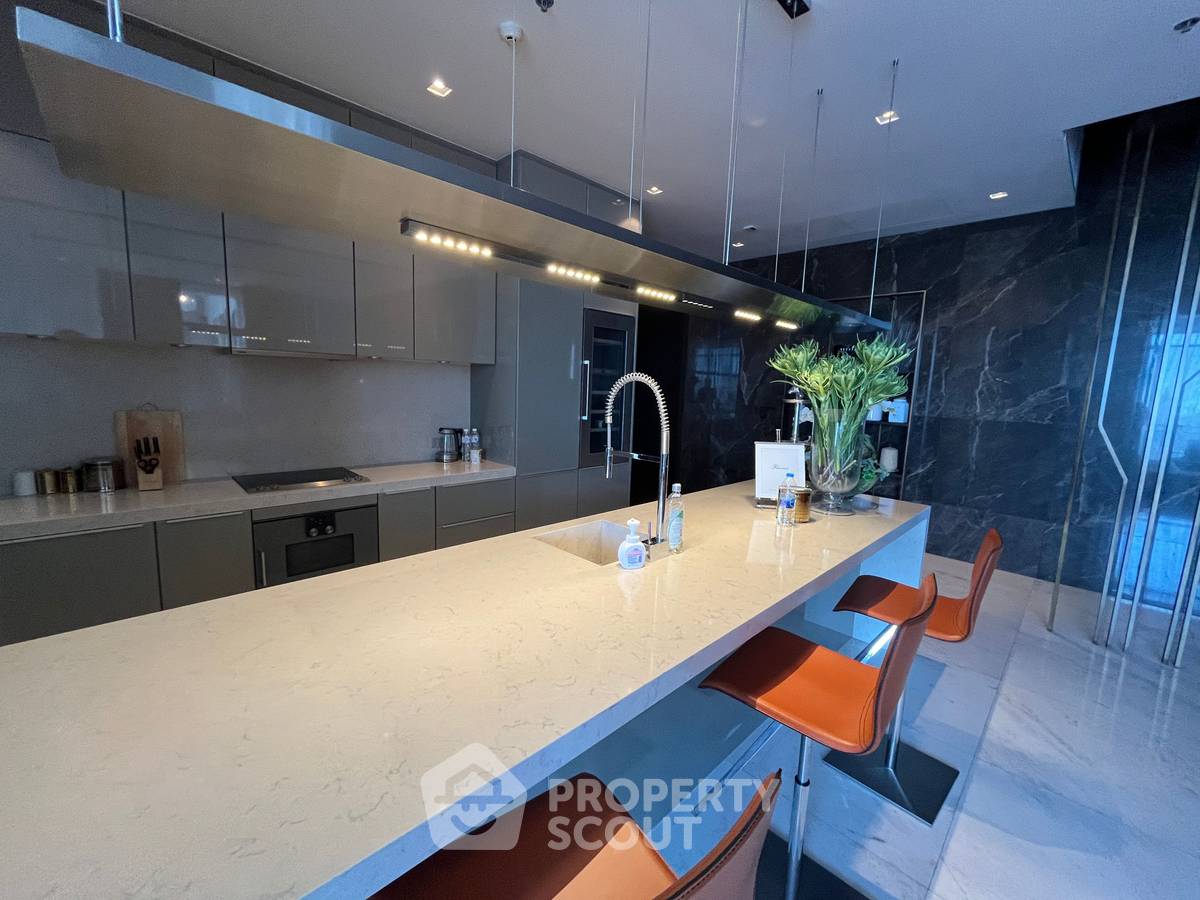 picture 3-BR Condo at Hyde Sukhumvit 13 Condominium near BTS Nana (ID 1479772) - 36/37