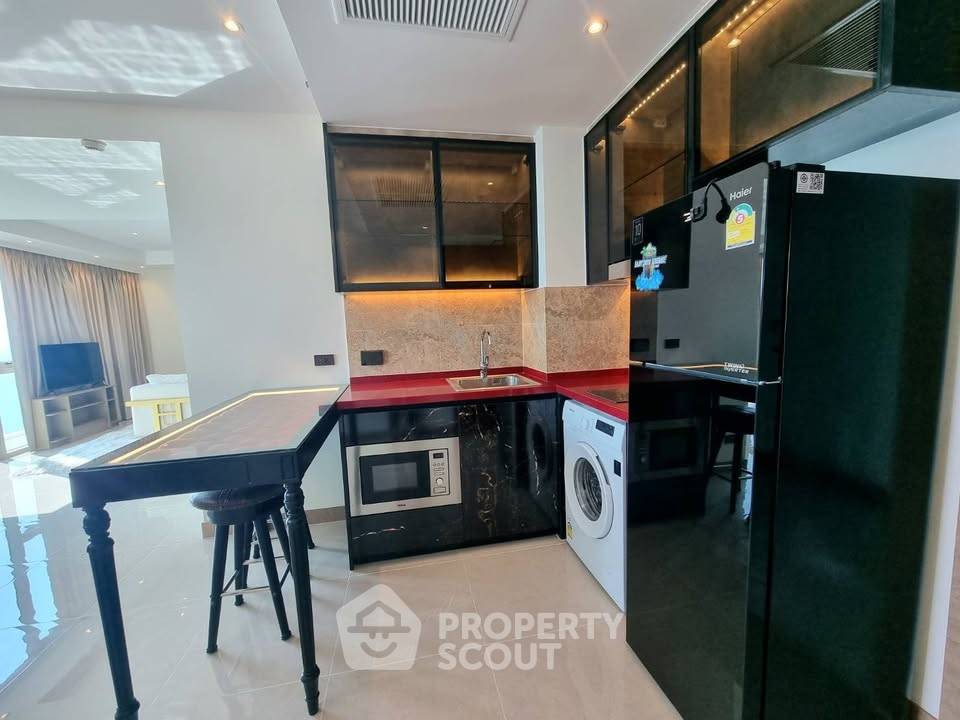 picture 2-BR Condo at The Riviera Ocean Drive close to Jomtien Beach (ID 2136883) - 3/15