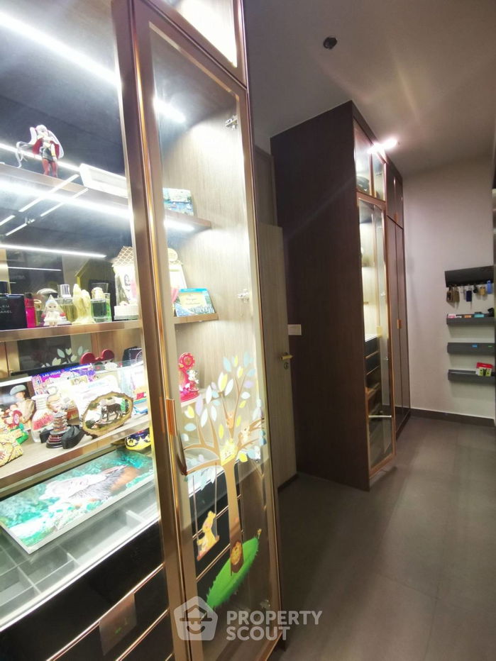picture 2-BR Condo at Noble Ploenchit near BTS Phloen Chit (ID 748071) - 31/35