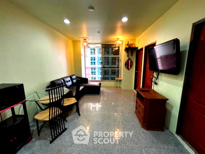 ขายคอนโด : คอนโด 2-ห้องนอน ที่ สาธร เฮ้าส์ คอนโดมิเนียม ใกล้ BTS สุรศักดิ์ (ID 1512263)