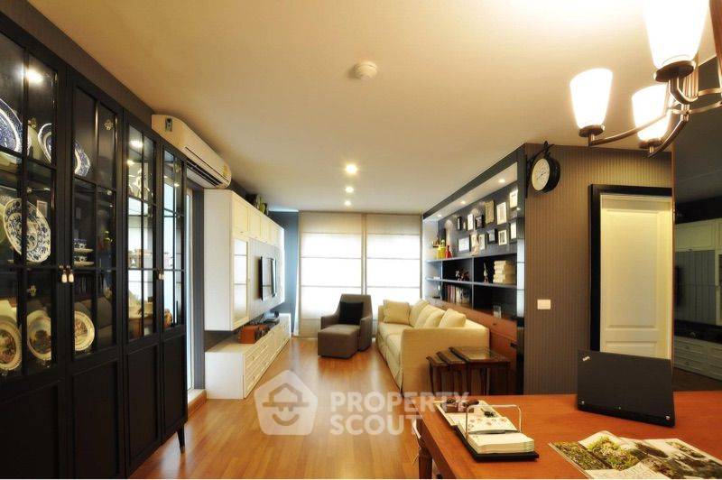 picture 2-BR Condo at U Sabai Rama 4 Kluaynamthai near BTS Phra Khanong (ID 1142150) - 2/8