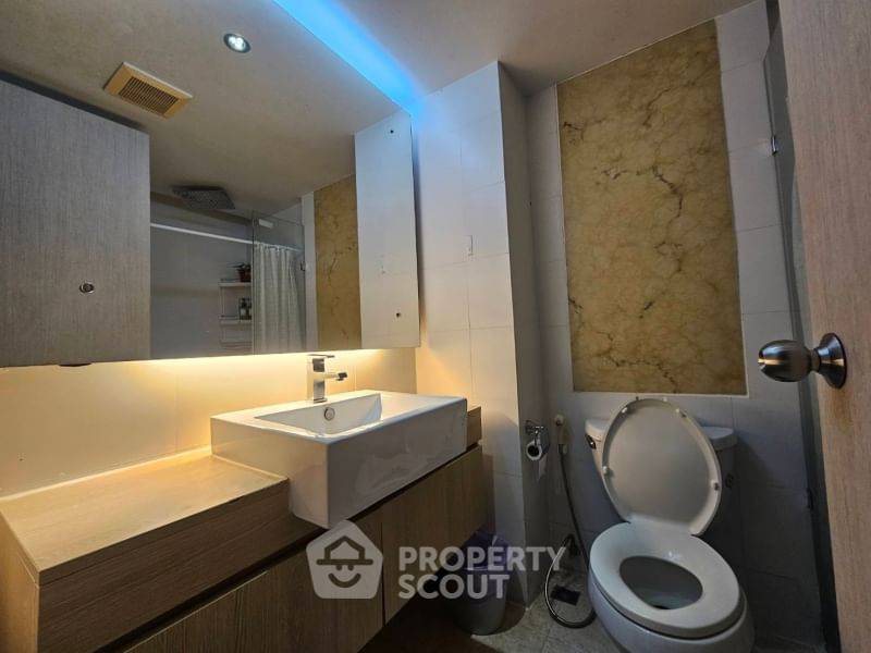 picture 1-BR Condo at Atlantis Condo Resort close to Pattaya (ID 2137260) - 5/11