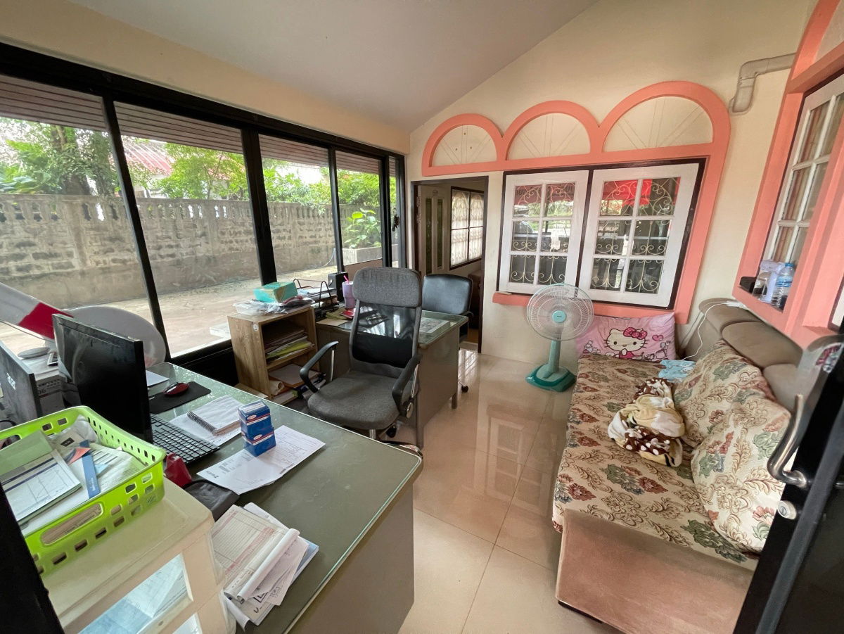รูป ขายบ้านพร้อมที่ดินและโครงหลังคาขนาดใหญ่ เหมาะสำหรับทำธุรกิจหรืออยู่อาศัย (รหัส BSS-138) - รูปที่ 4/14