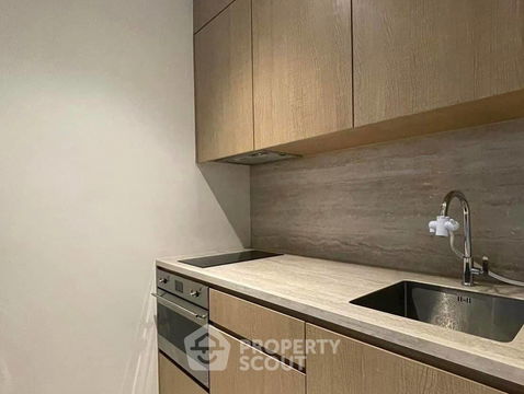 1-BR Condo at The Lofts Silom near BTS Surasak (ID 1981706)