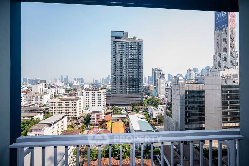 picture 2-BR Condo at XT Phayathai near BTS Phaya Thai (ID 1589556) - 2/12