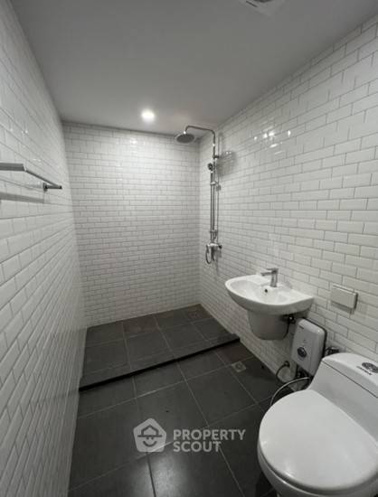 picture 3-BR Condo at Liberty Park 2 near ARL Makkasan (ID 1234514) - 17/17