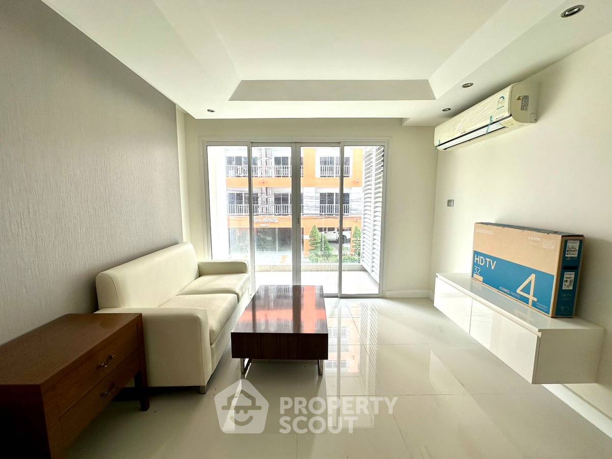 รูป คอนโด 1-ห้องนอน ที่ ซันเซท บูเลอวาร์ด เรสซิเด้นซ์ 2 ใกล้ ถนนพระตำหนัก พัทยา (ID 1450953) - รูปที่ 3/15