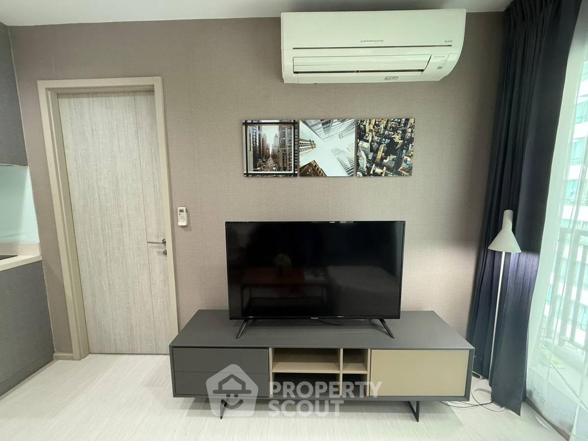 picture 2-BR Condo at Rhythm Sukhumvit 36-38 near BTS Thong Lor (ID 2103623) - 2/8
