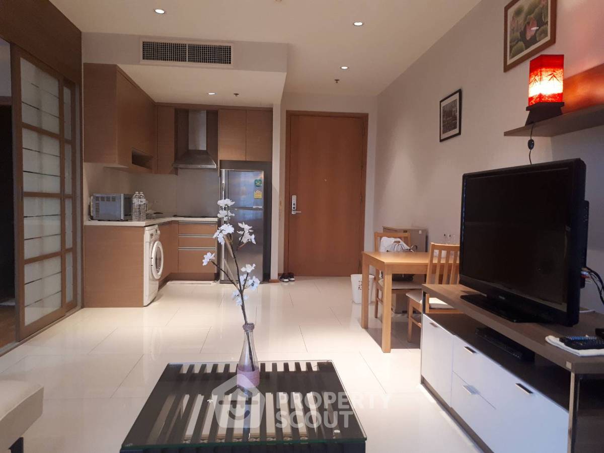 รูป คอนโด 1 ห้องนอน ราคาเหมาะสม โครงการ The Emporio Place ใกล้ BTS พร้อมพงษ์ (ID 564708) - รูปที่ 1/6