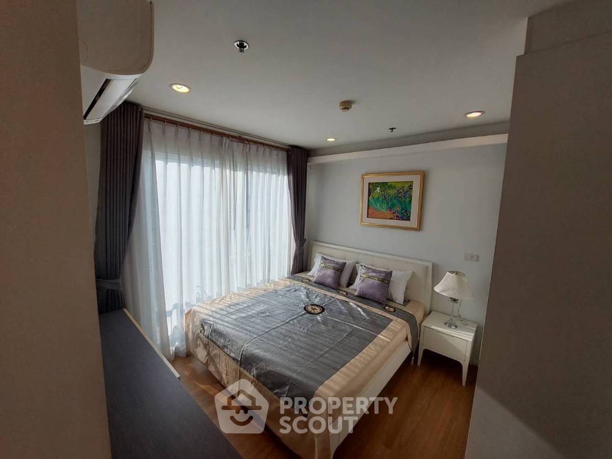 รูป คอนโด 1-ห้องนอน ที่ 15 สุขุมวิท เรสซิเด็นท์ ใกล้ BTS นานา (ID 1070860) - รูปที่ 9/11