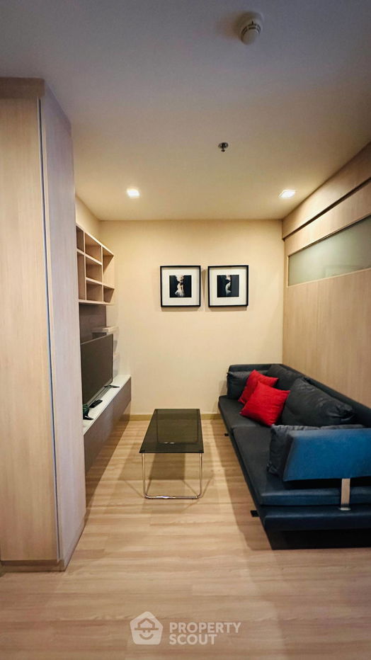 รูป คอนโด 1-ห้องนอน ที่ สกาย วอล์ค เรสซิเดนซ์ ใกล้ BTS พระโขนง (ID 1841113) - รูปที่ 1/11