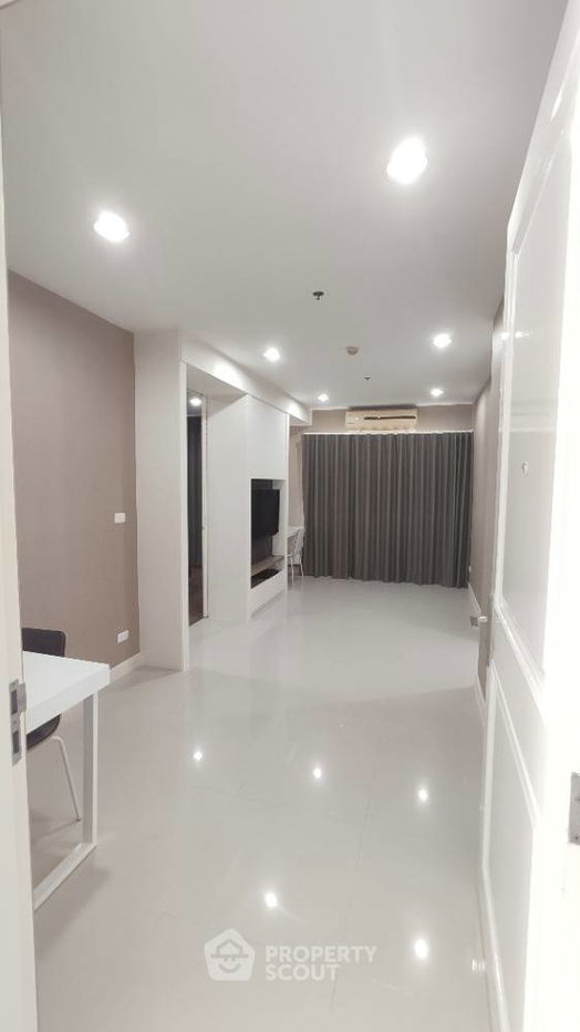 picture 1-BR Condo at Q House Sathorn near BTS Krung Thon Buri (ID 1092859) - 3/10