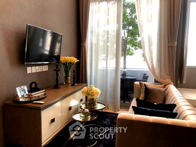 Condos for sale : 3-BR Condo at Hyde Sukhumvit 11 near BTS Nana (ID 1019543)