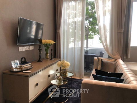 3-BR Condo at Hyde Sukhumvit 11 near BTS Nana (ID 1019543)