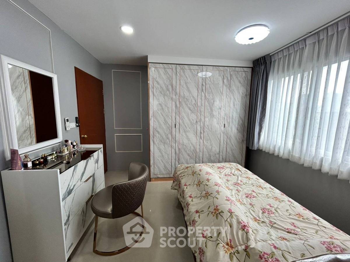 picture 2-BR Condo at Wittayu Complex near BTS Phloen Chit (ID 997267) - 11/15