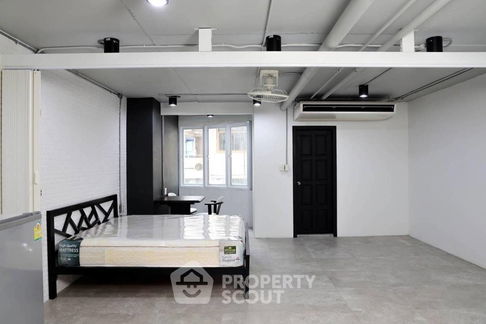 คอนโด 1-ห้องนอน ที่ ฟิฟทีน สวีท คอนโดมิเนียม ใกล้ ARL มักกะสัน (ID 1211019)