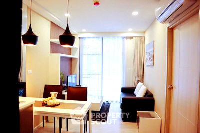 Condos for sale 700 Year Sports Arena Chiang Mai : 1-BR Condo at Palm Springs Nimman Parlor close to Nimmanhaemin (ID 2087497)