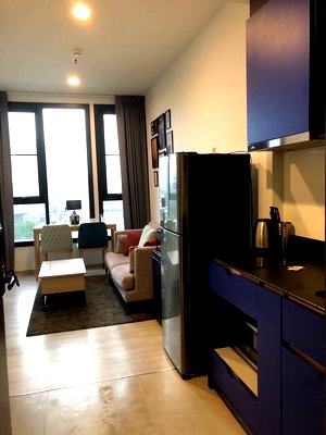 Condos for rent : Condo XT Ekkamai near BTS Thonglor Fully furnished, ready to move in