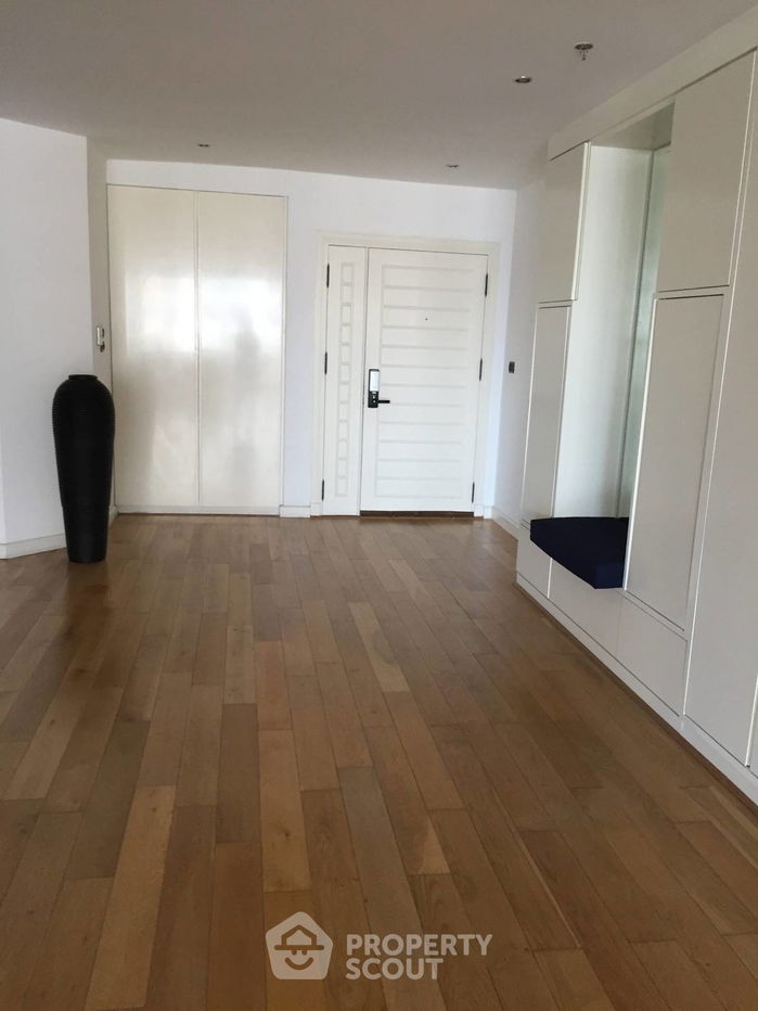 picture 4-BR Condo at Kallista Mansion near ARL Makkasan (ID 515567) - 16/33