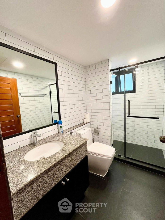 picture 2-BR Condo at Baan Chan Condominium close to Thong Lo (ID 2028265) - 11/15