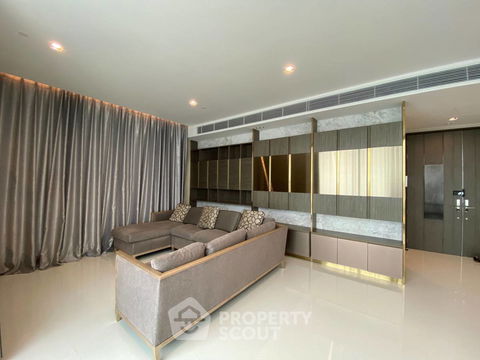 3-BR Condo at Q1 Sukhumvit near BTS Nana (ID 939365)